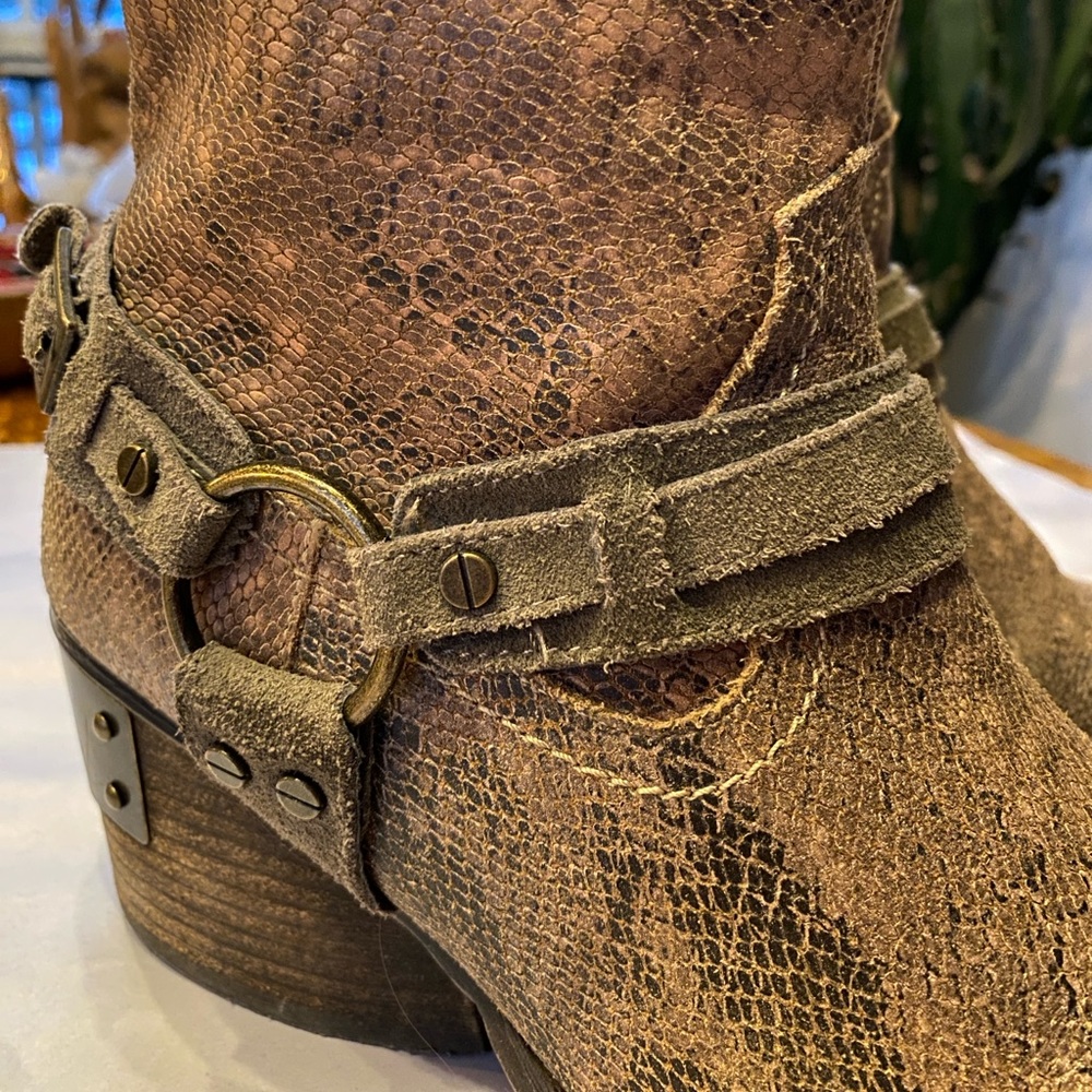 Brown Leather Harness Ankle Boots with Bronzed Hardware Detailing - Picture 3 of 16